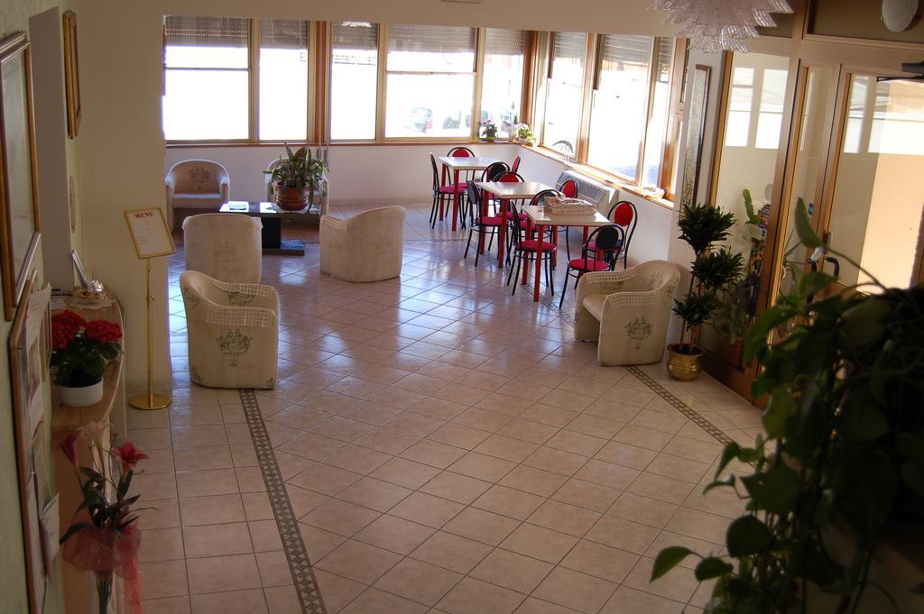 Hotel Vittoria Chianciano Terme Luaran gambar